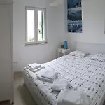 Sisa شقة Primošten
