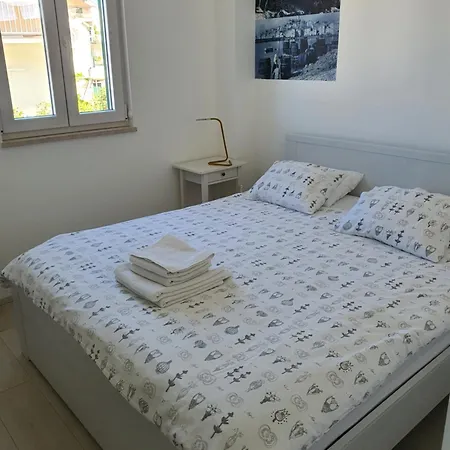 Daire Sisa Primošten