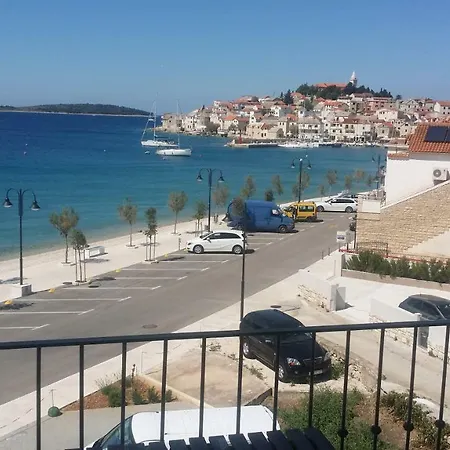 Daire Sisa Primošten