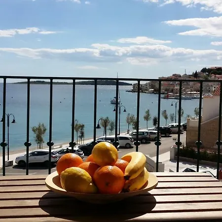 Sisa Apartment Primošten