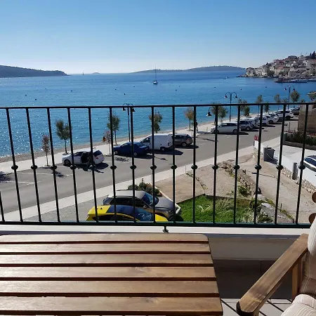 Sisa * Примоштен