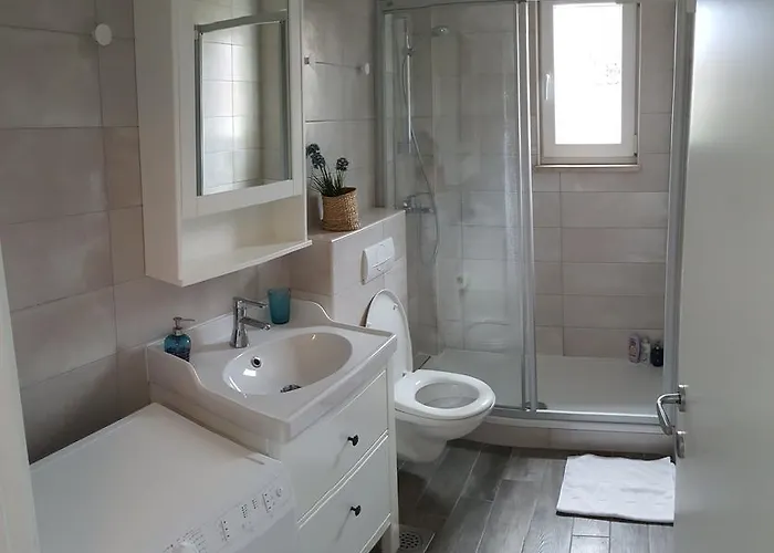 Apartment Sisa Primošten