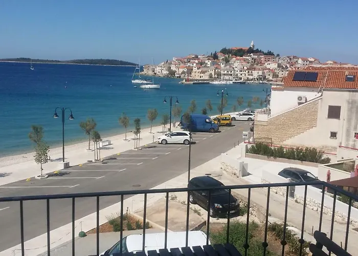 Apartment Sisa Primošten